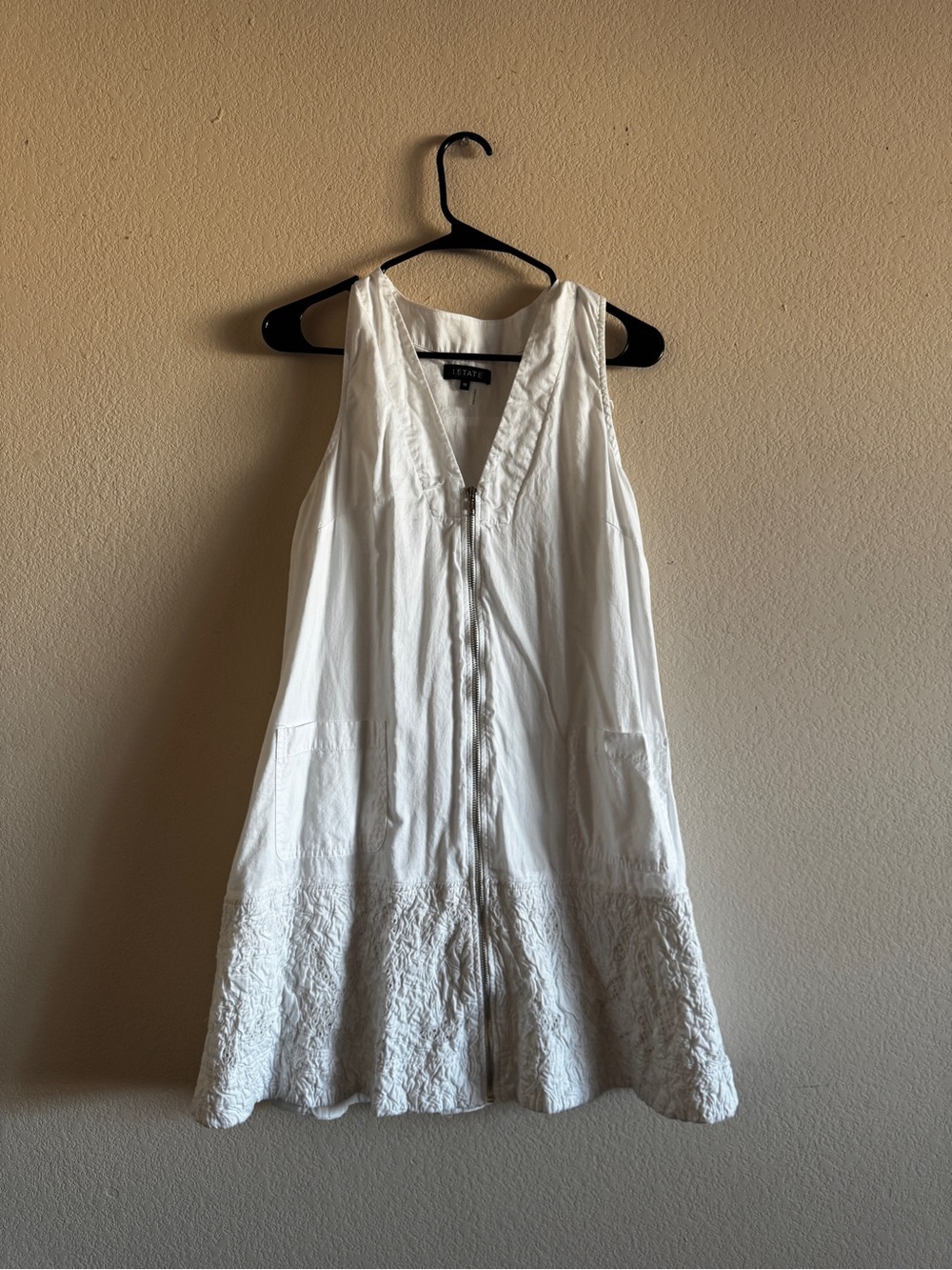 1. State White Sleeveless V-Neck Zip-Front Mini Dress